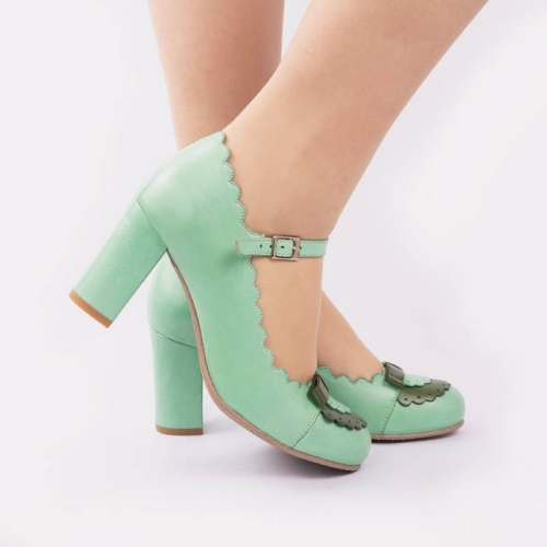 penelope-green-duotone-retro-heels (3).jpg